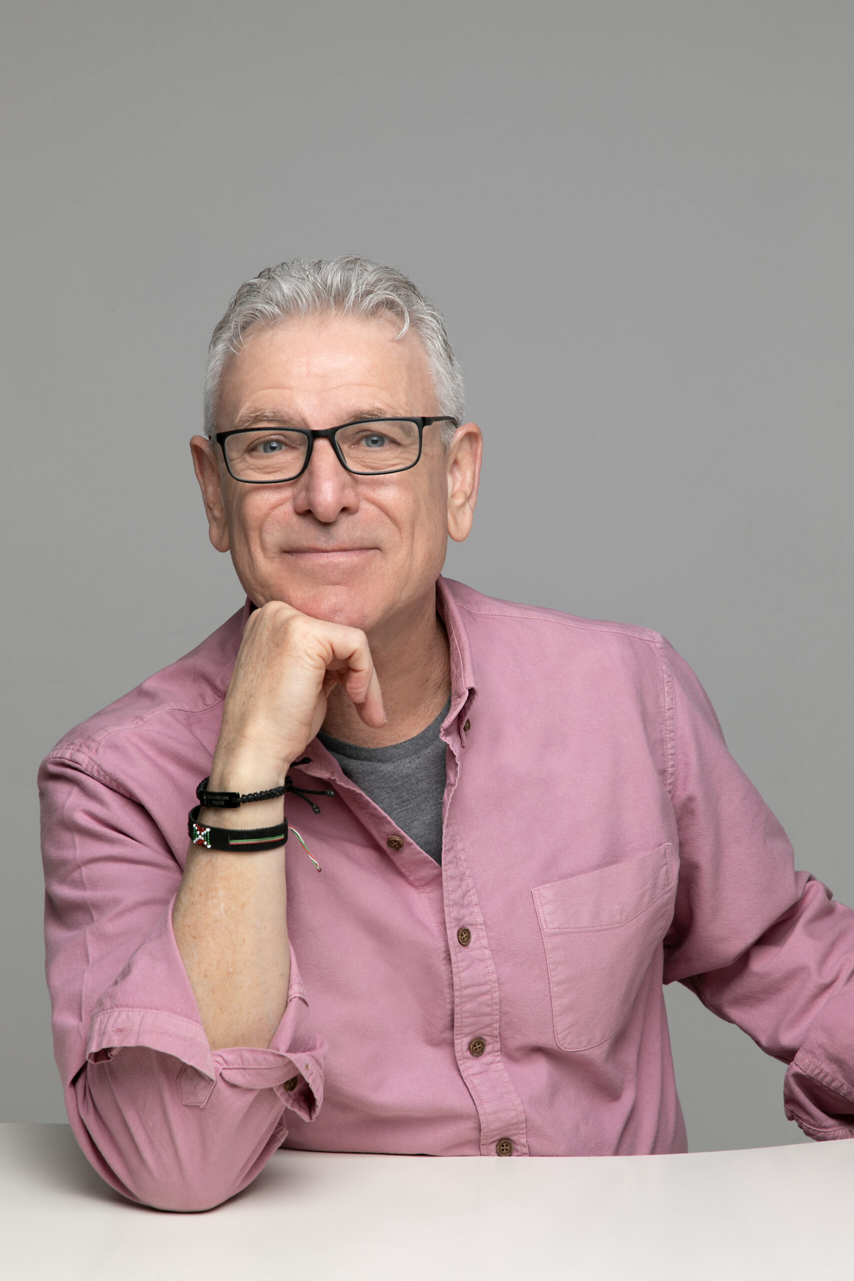 glasses, hand on chin 2, full